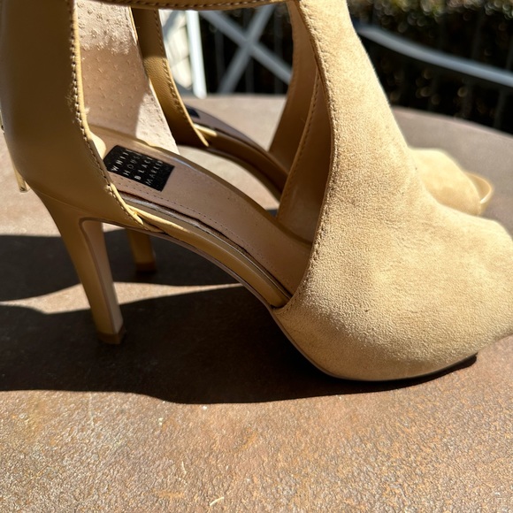 White House Black Market suede like heels 7 1/2 back zipper with peek a boo toe - Picture 6 of 9